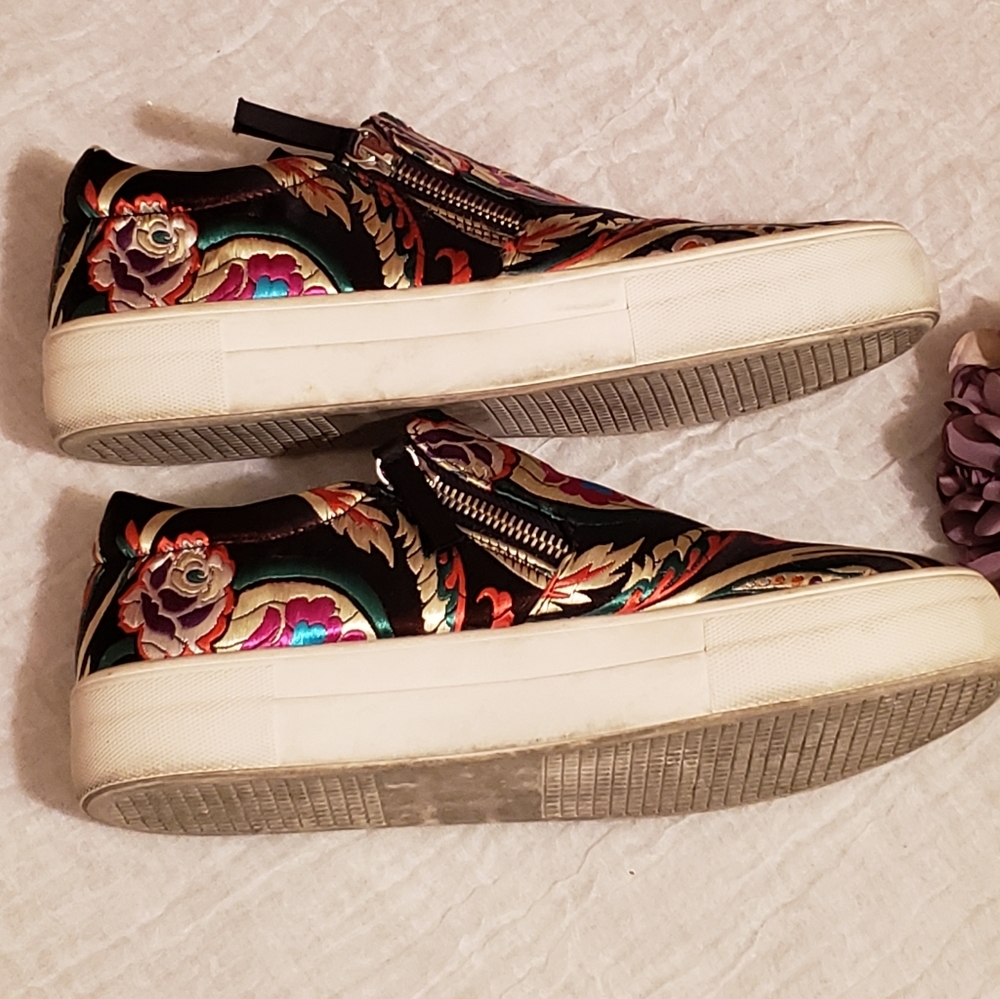 Steve Madden Geary Embroidered Sneakers sz 8 - Picture 8 of 14